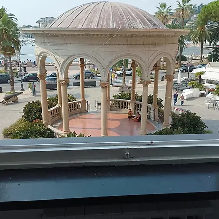 Апартаменты Casa Miki Front Chiosco Della Musica And